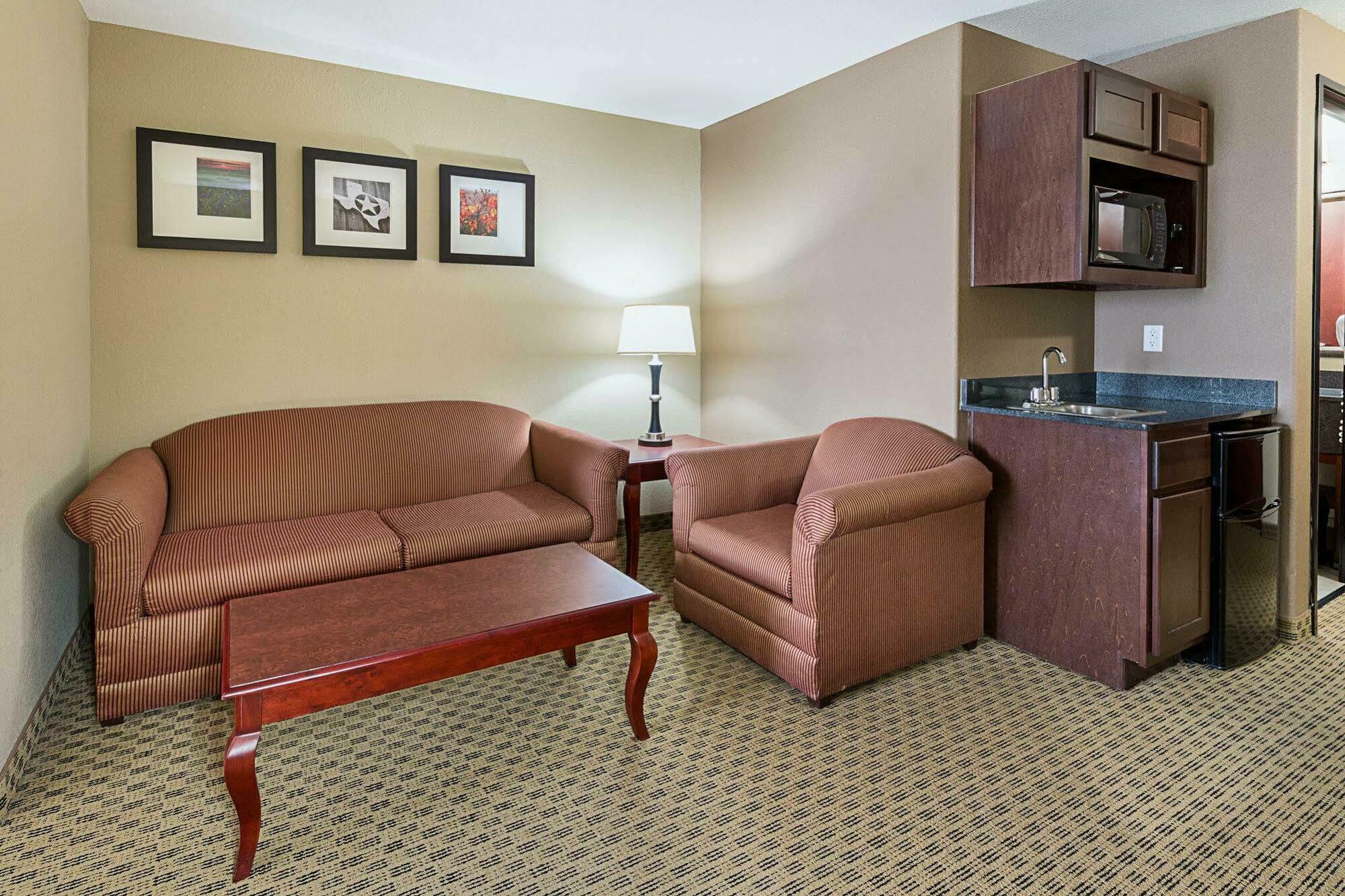 Comfort Suites Ennis Dış mekan fotoğraf